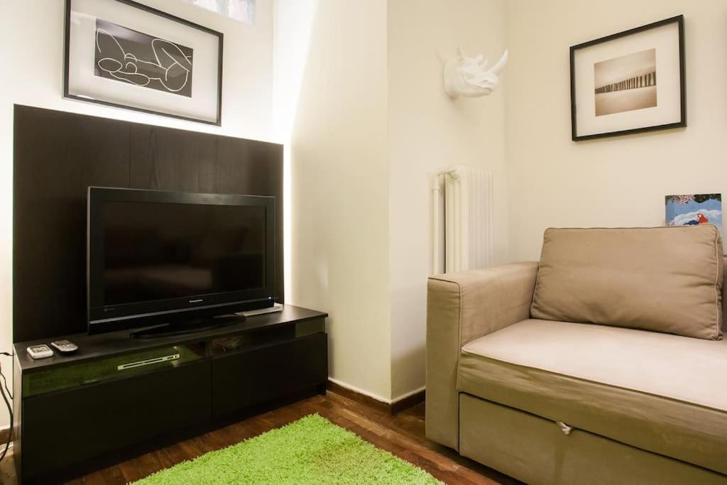 Traveler'S Dream In Historic Acropolis Downtown Apartment Athens Ngoại thất bức ảnh